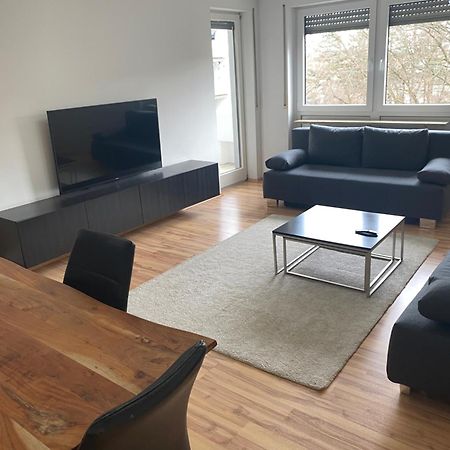 3 Zimmerwohnung Naehe Autobahn A8 เอาก์สเบิร์ก ภายนอก รูปภาพ